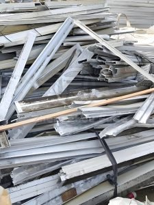 Hydraulic scrap steel packing machine