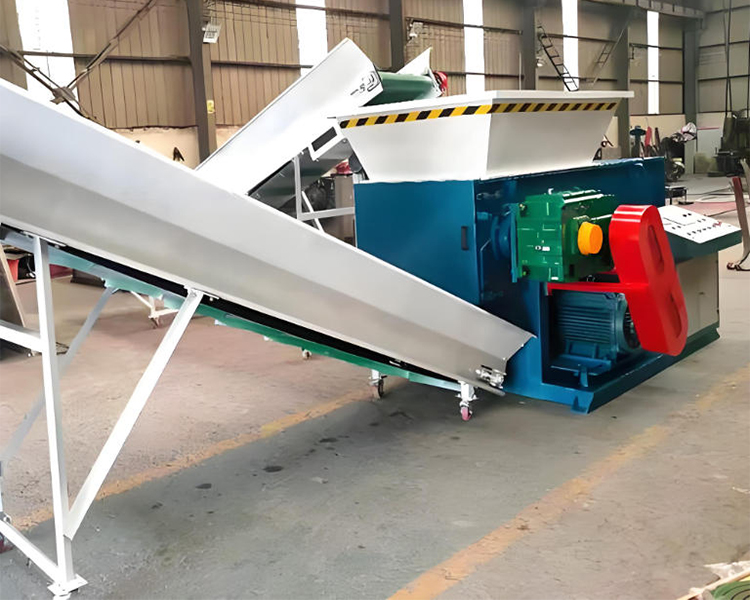 Single shaft shredder